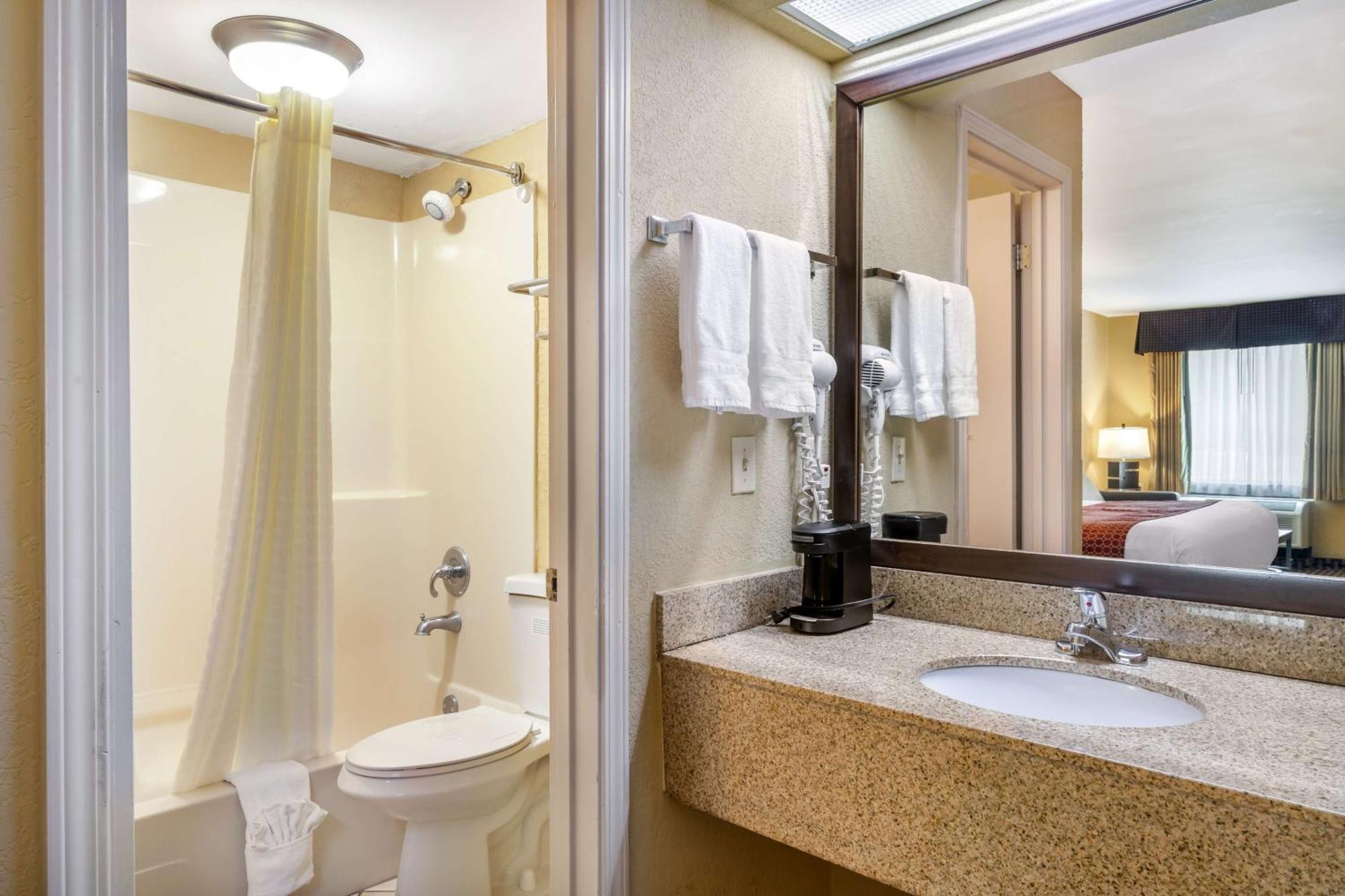 Best Western Bradford Inn Swainsboro Bagian luar foto