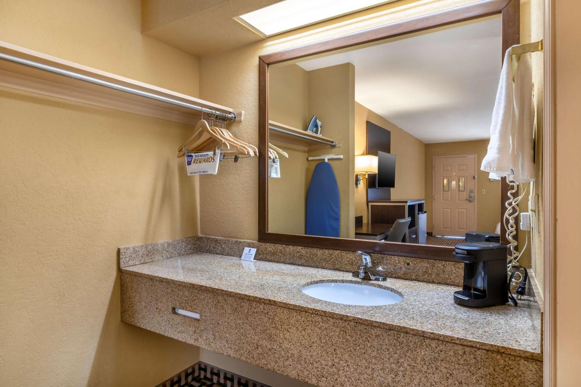Best Western Bradford Inn Swainsboro Bagian luar foto